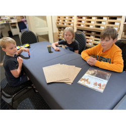 Sde huse og trer, udstansede